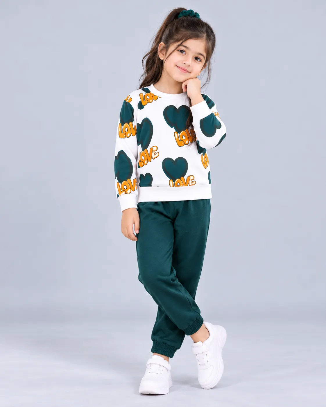 Girls Green Heart Print Sweatshirt & Jogger Set