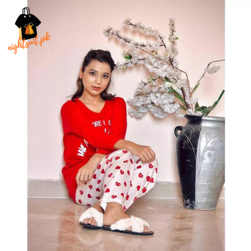 Red The More I Grow Hearts Woman Pajama Set