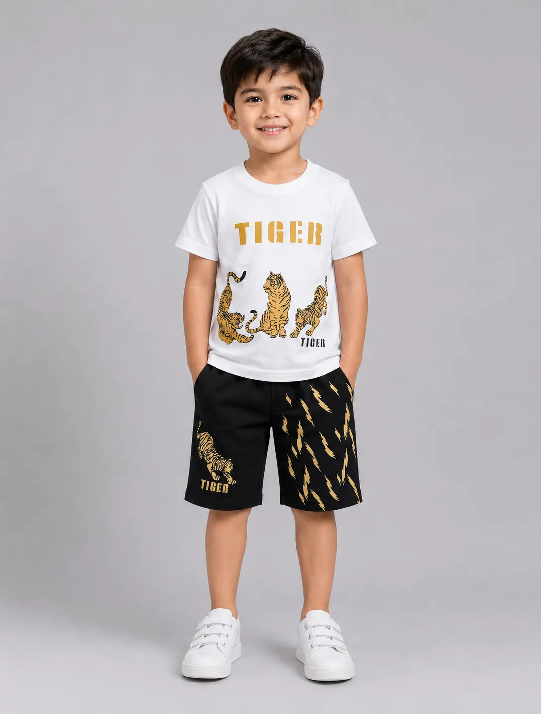 Thunder Tiger Set - White
