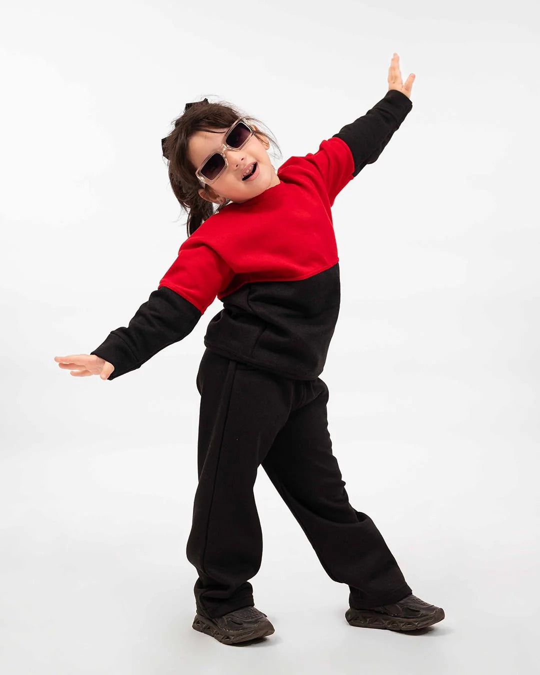 Kids Two-Tone Sweatshirt & Jogger Set – Red & Black